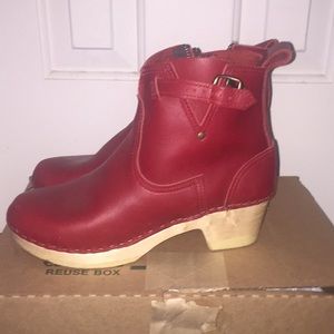 New No 6 Red Boots